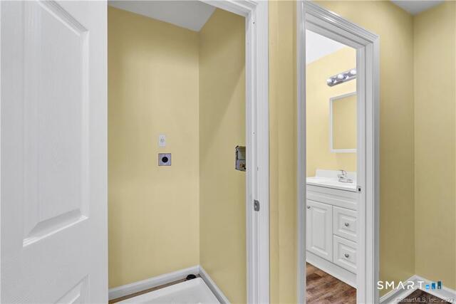 220 Alder Street Waterbury CT 06708