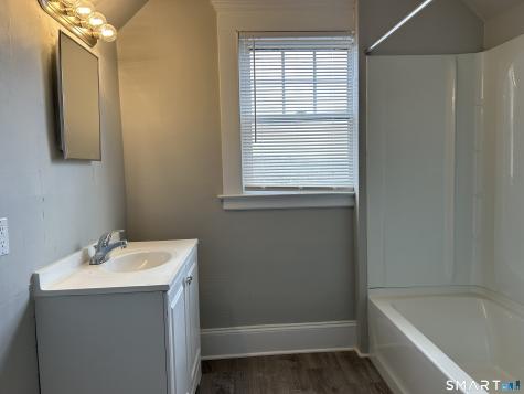 1810 Dixwell Avenue Hamden CT 06514