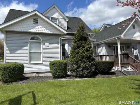 1810 Dixwell Avenue Hamden CT 06514