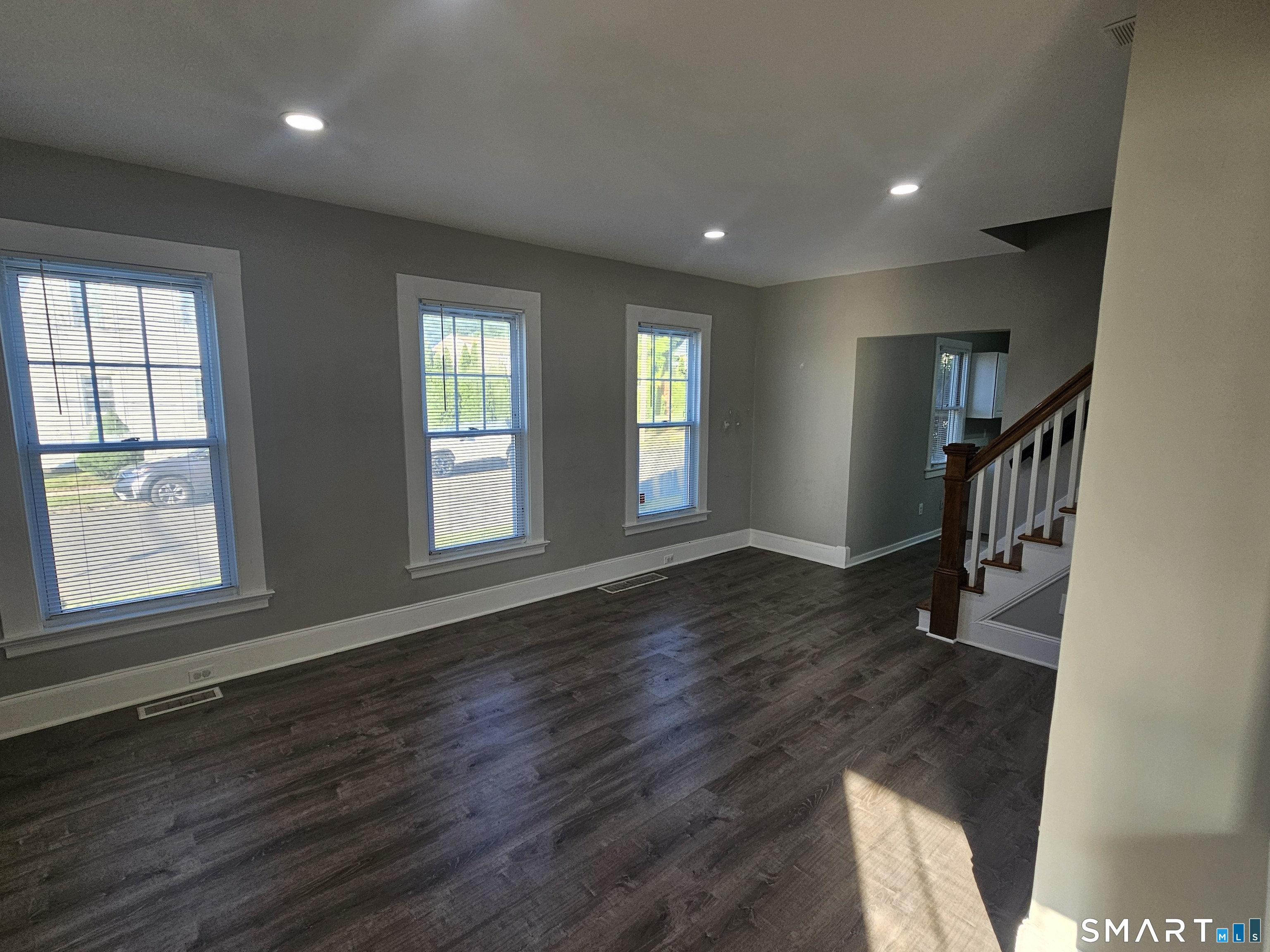 1810 Dixwell Avenue Hamden CT 06514