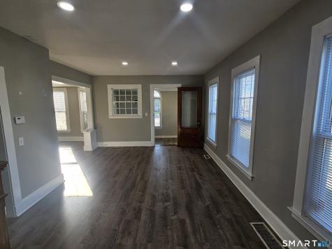 1810 Dixwell Avenue Hamden CT 06514