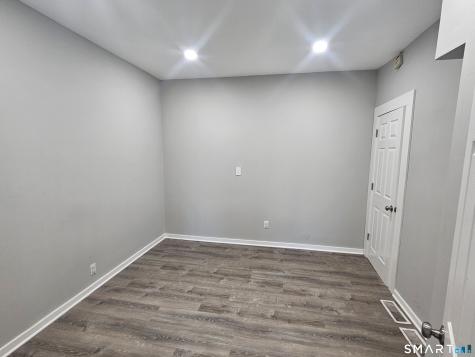 1810 Dixwell Avenue Hamden CT 06514