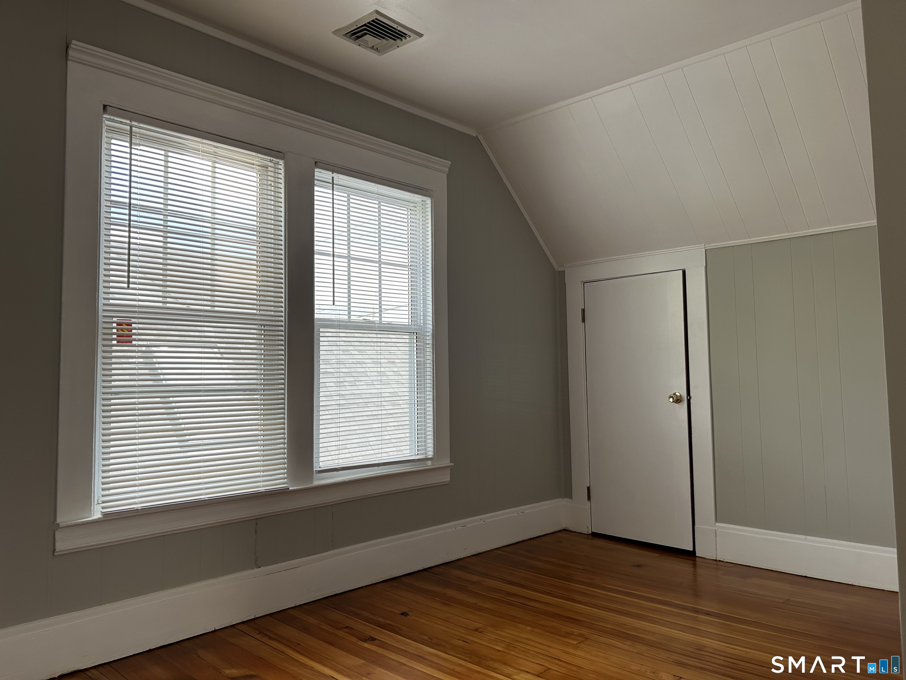 1810 Dixwell Avenue Hamden CT 06514