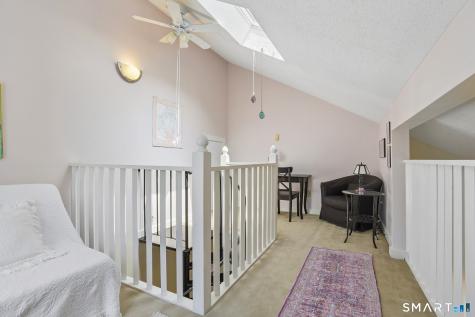 42 Quidnet Court Guilford CT 06437