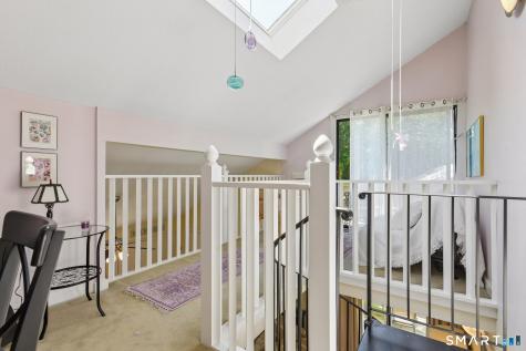 42 Quidnet Court Guilford CT 06437