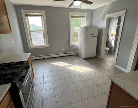 1018 Hancock Avenue Bridgeport CT 06605