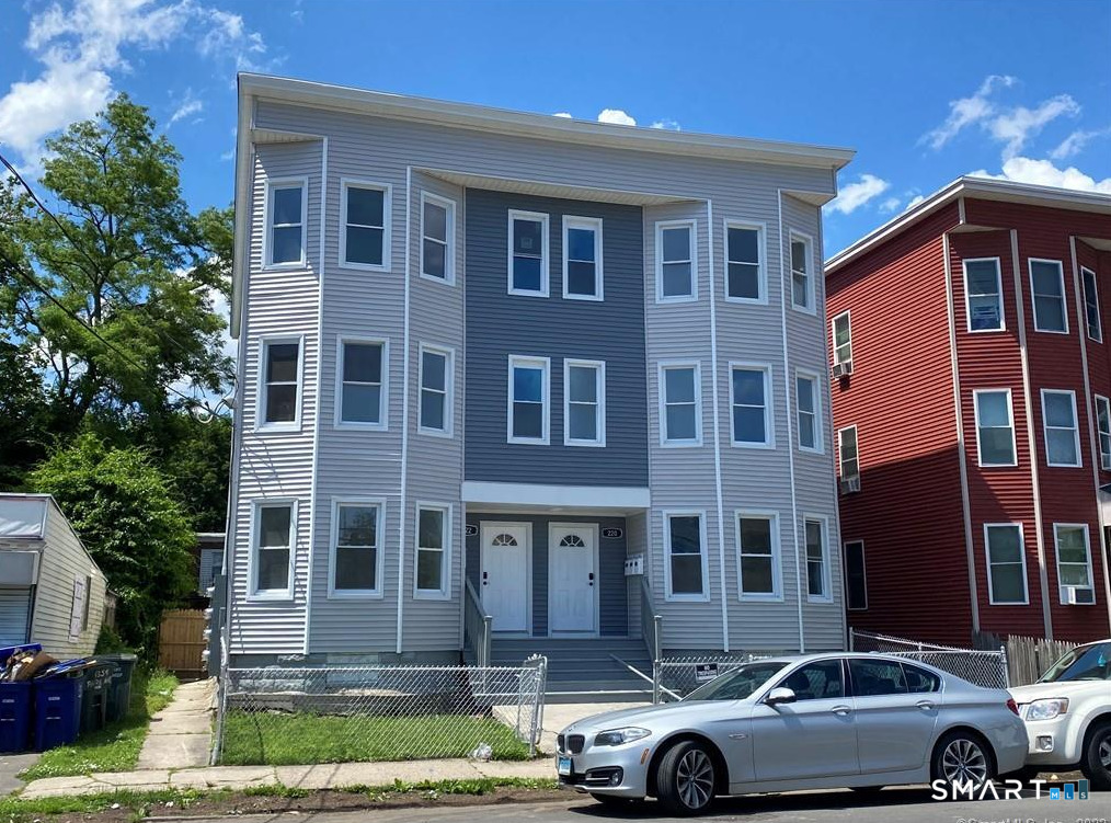 220 Maplewood Avenue Bridgeport CT 06605