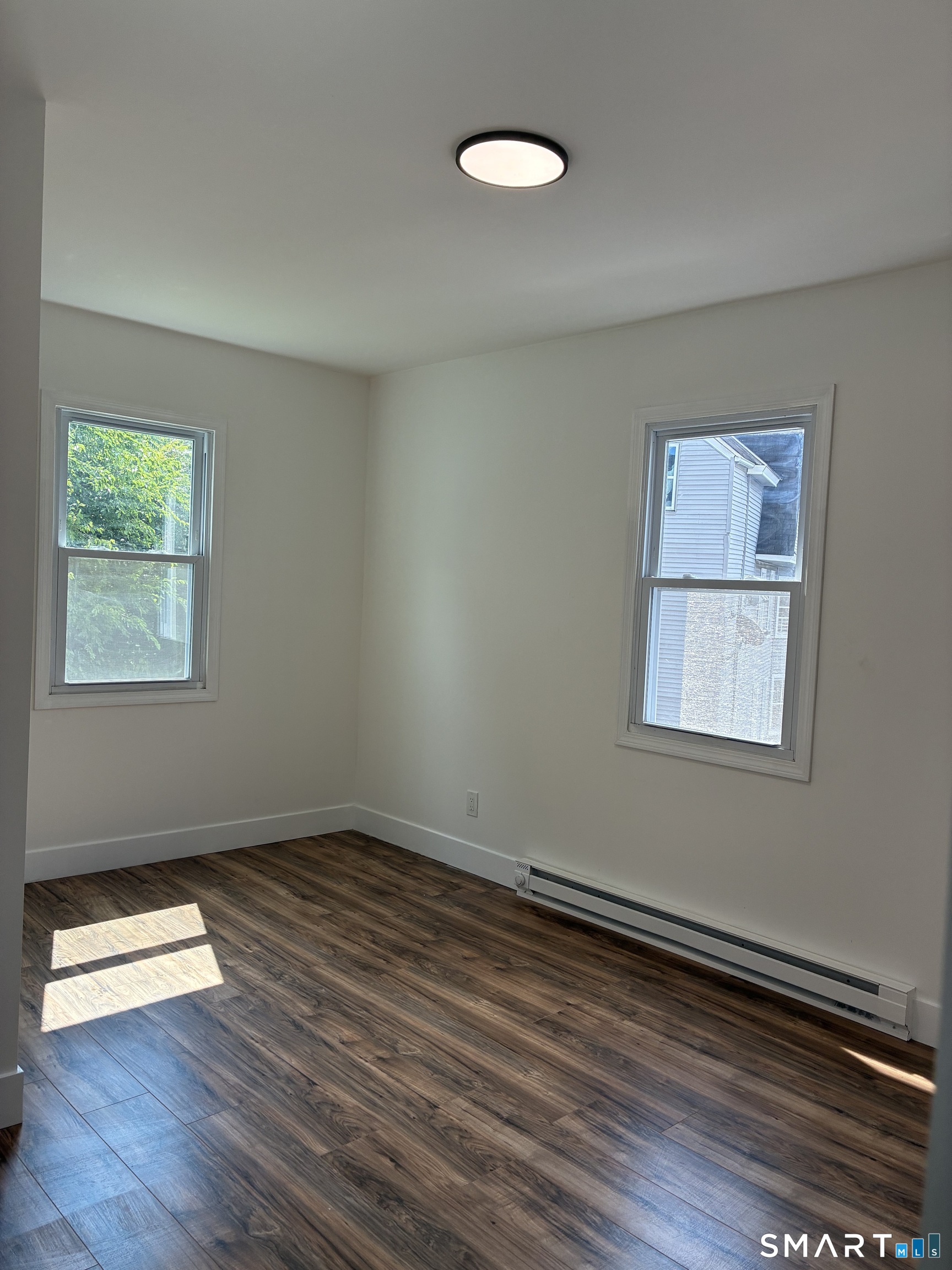 16 Vermont 2nd Floor Street Waterbury CT 06704