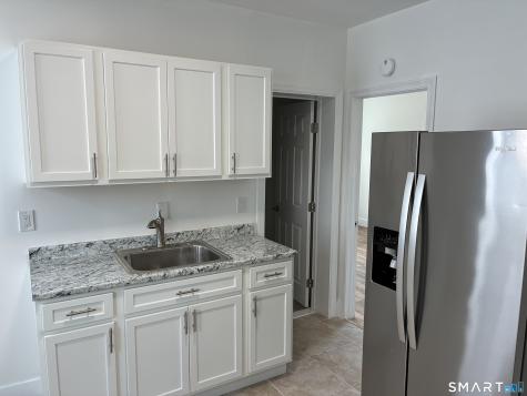 16 Vermont 2nd Floor Street Waterbury CT 06704