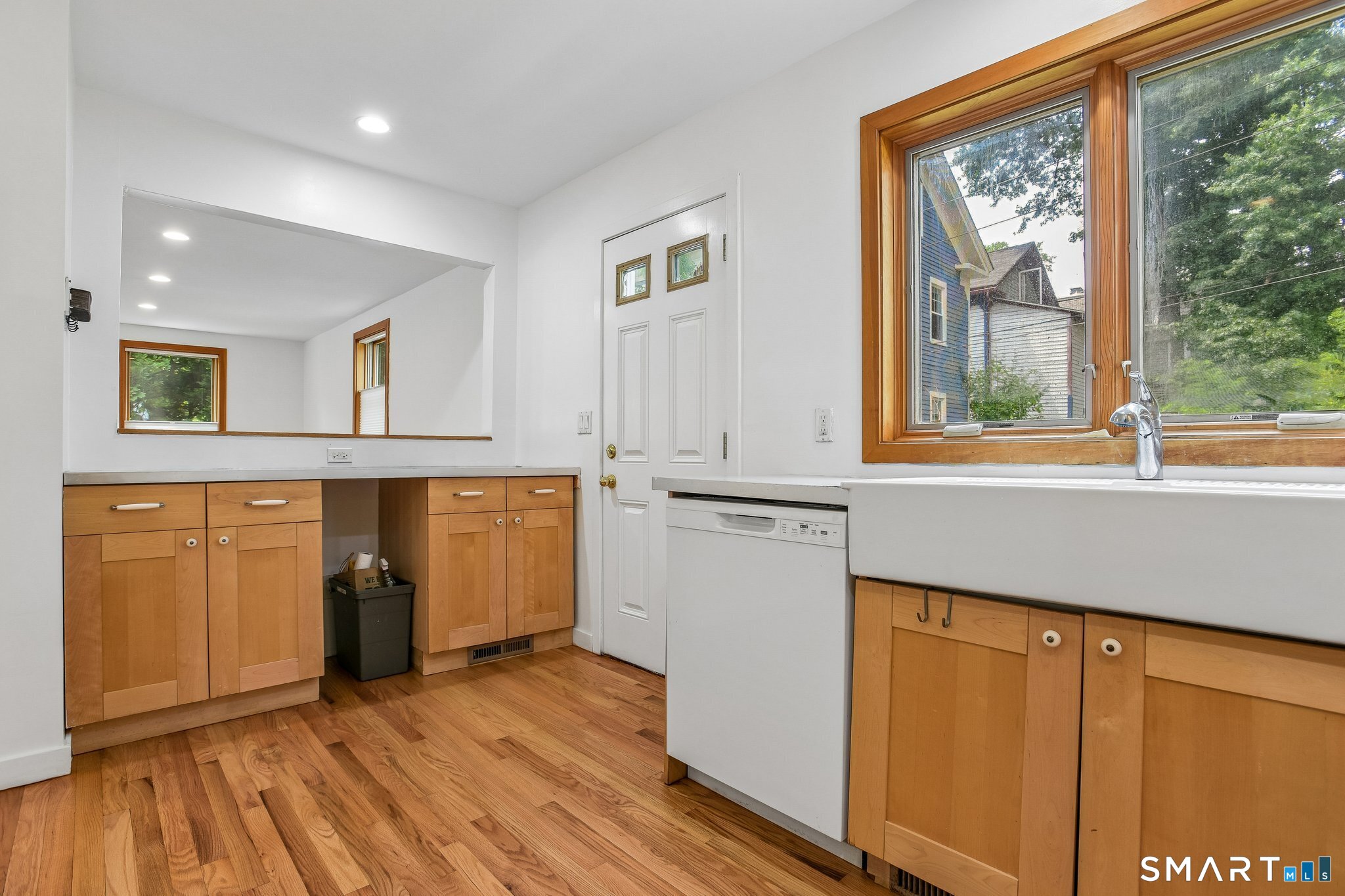 23 Edwards Street New Haven CT 06511