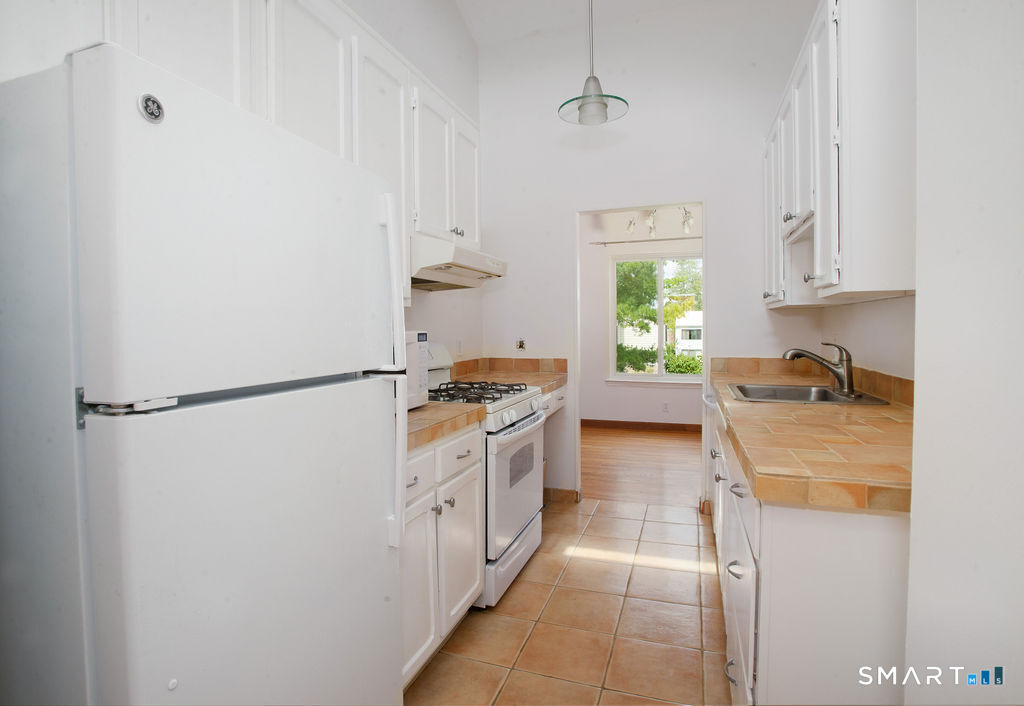 68 Lawson Lane Ridgefield CT 06877