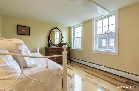 33 Main (Old Mystic) Street Stonington CT 06372