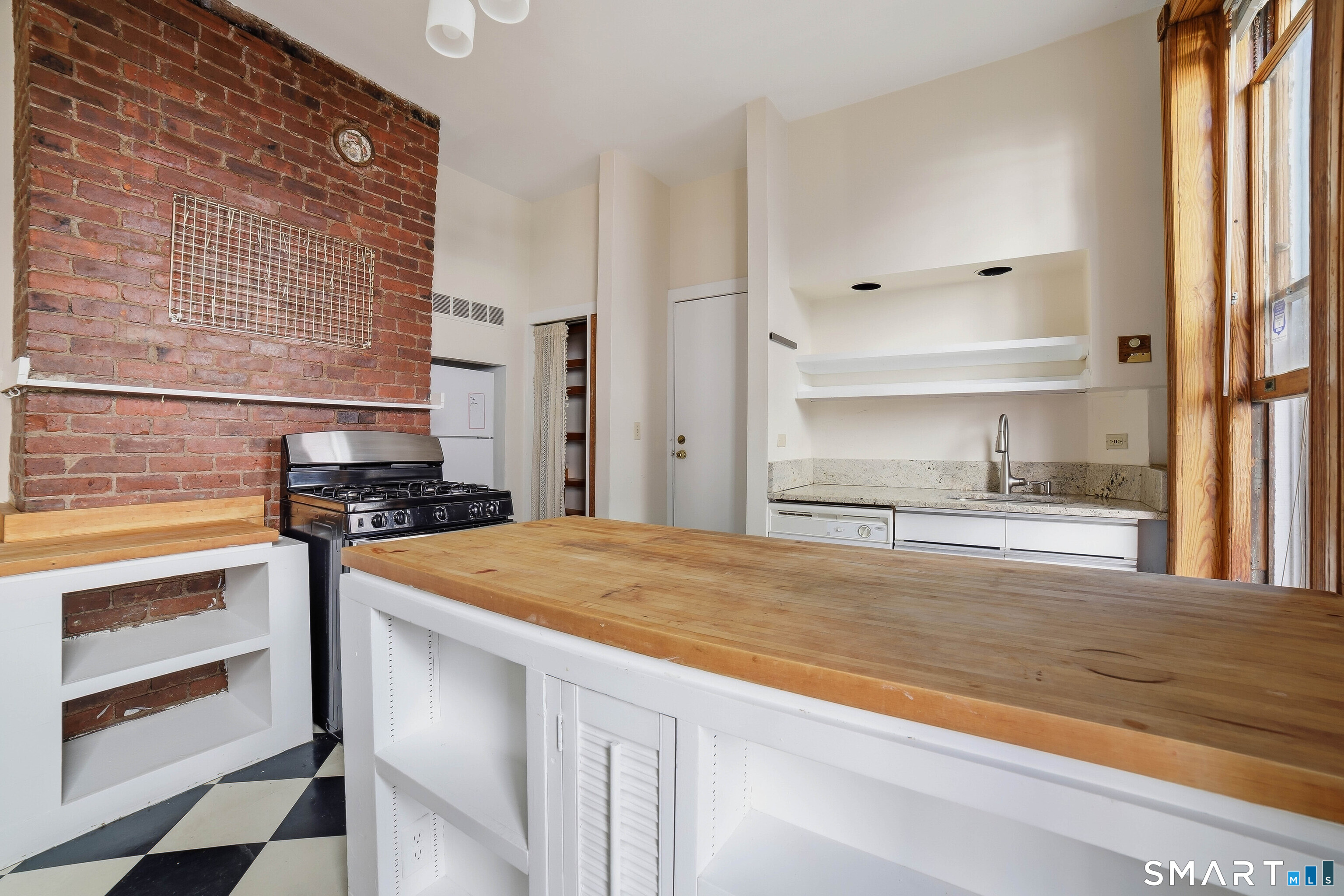 110 Avon Street New Haven CT 06511