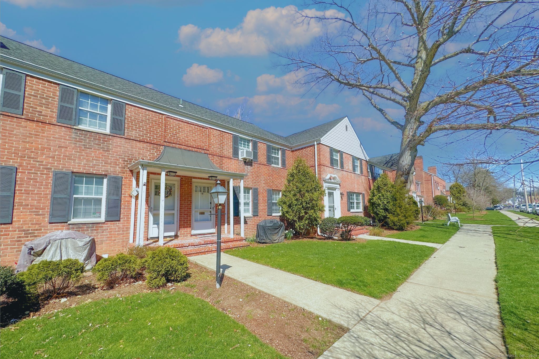 18 4TH Street Stamford CT 06905