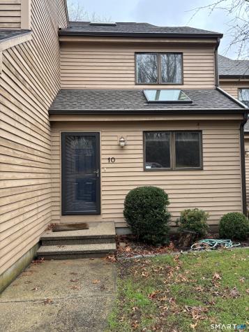 103 West Main Street East Lyme CT 06357