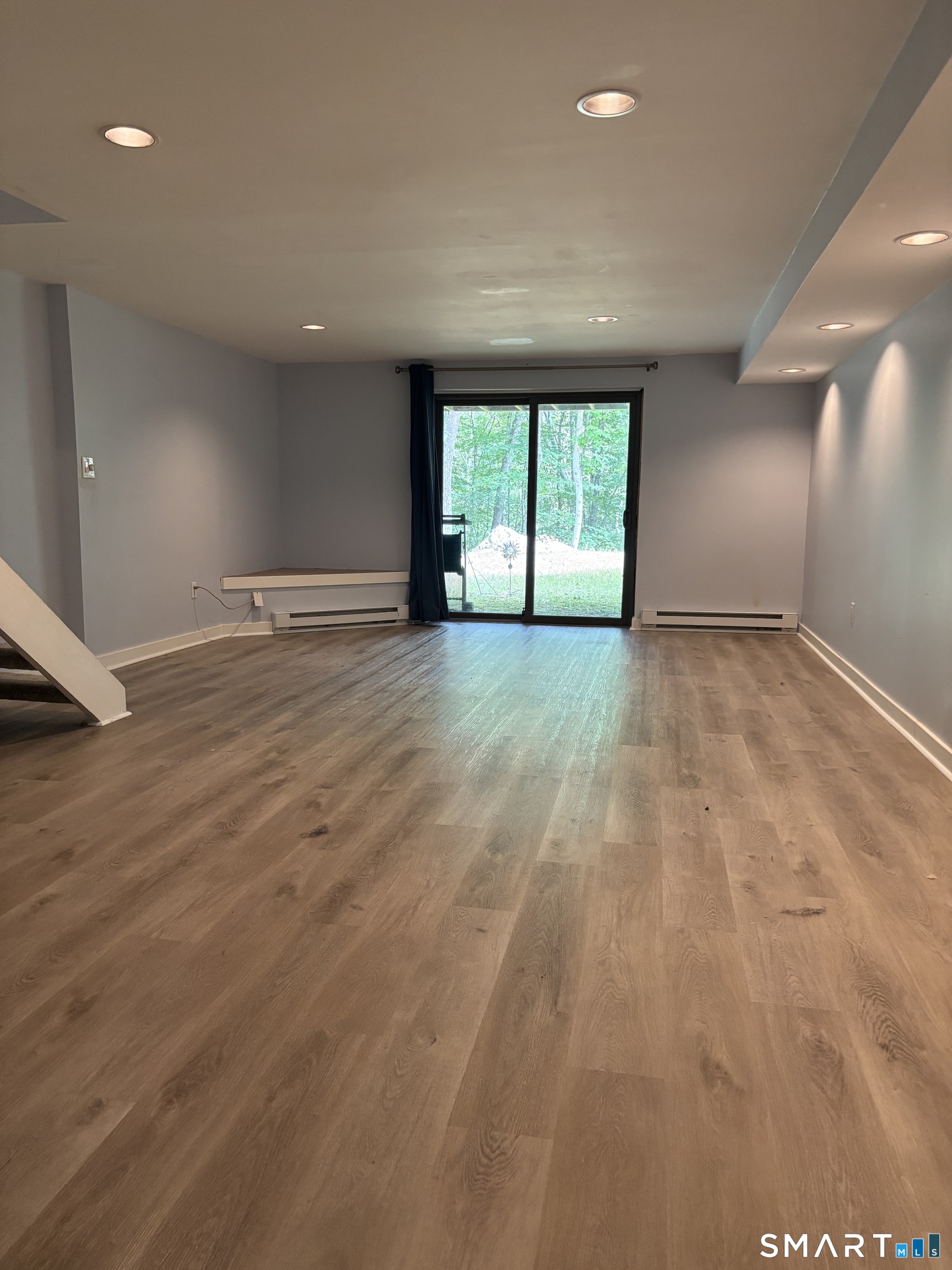 103 West Main Street East Lyme CT 06357