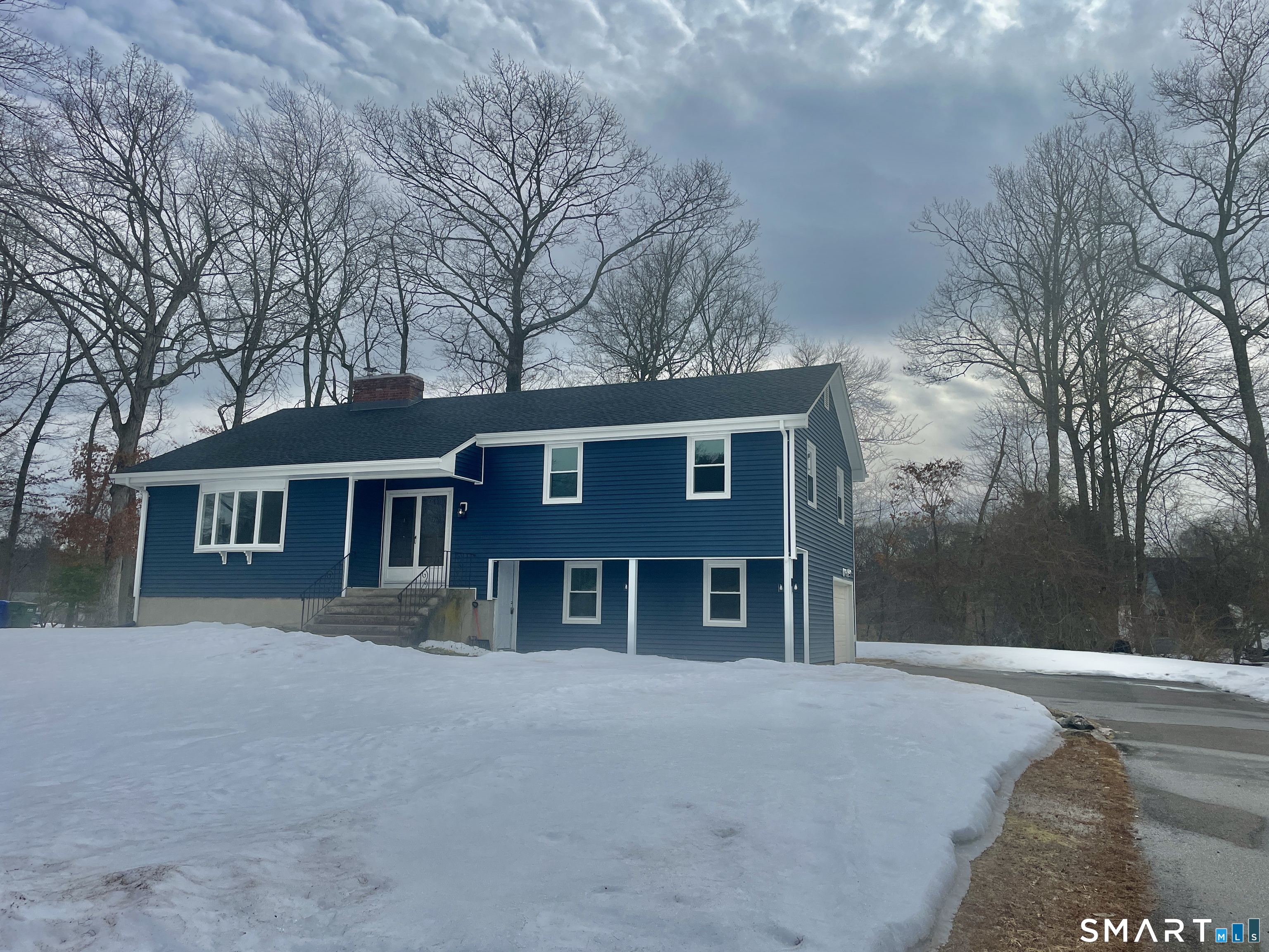 62 Cambridge Drive Glastonbury CT 06033