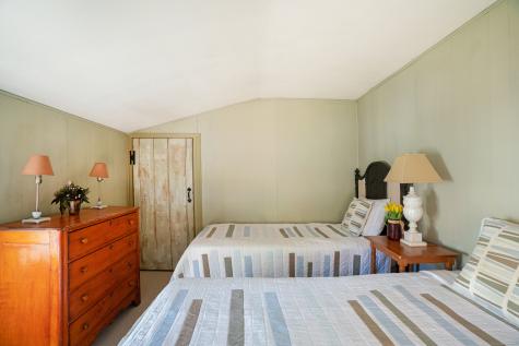 38 Strawberry Ridge Warren CT 06777