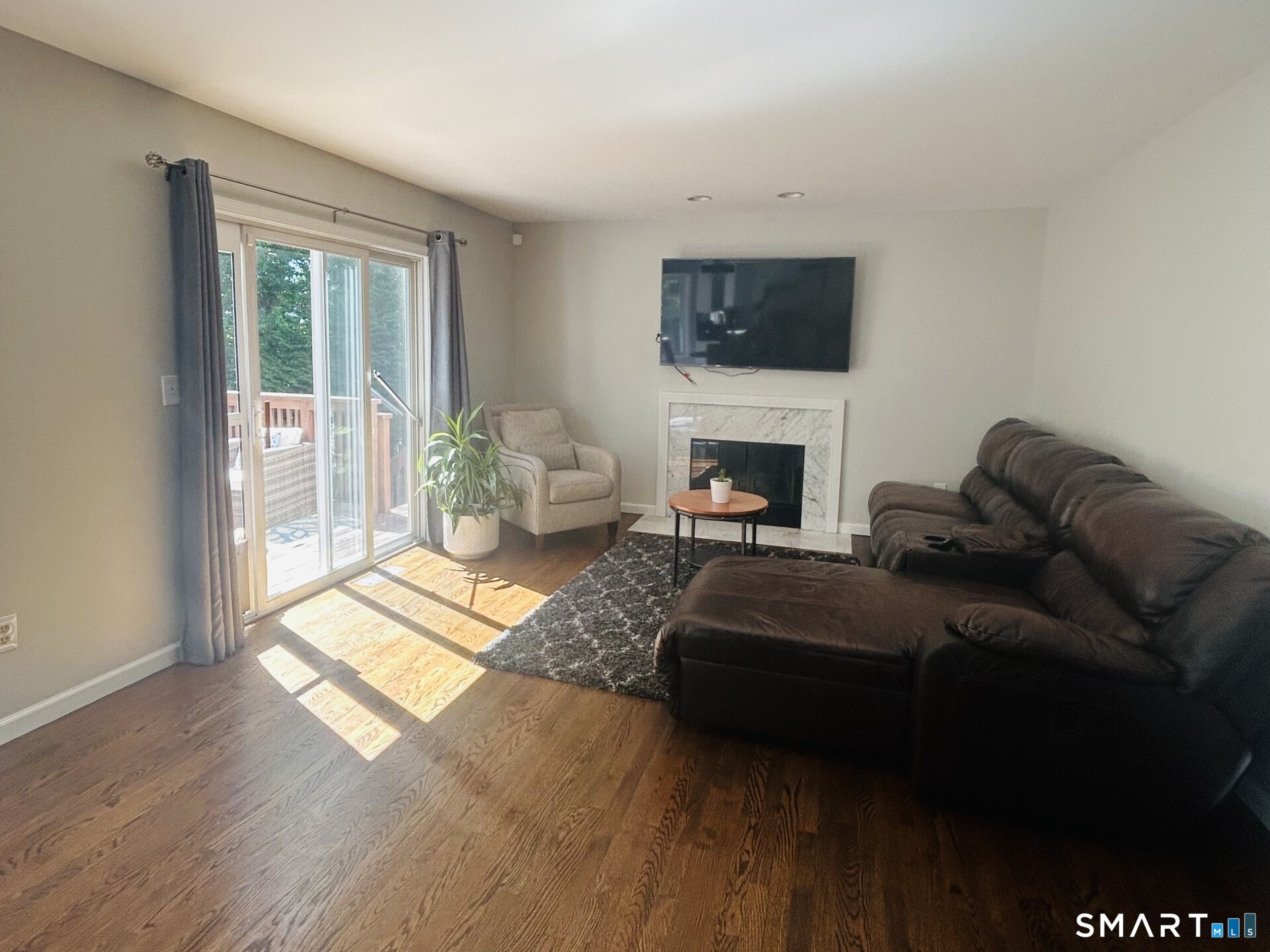 573 Hill Street Hamden CT 06514