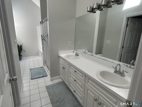 573 Hill Street Hamden CT 06514