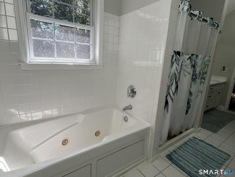 573 Hill Street Hamden CT 06514