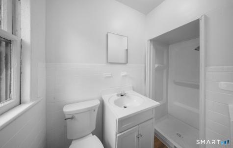 39 Granfield Avenue Bridgeport CT 06610