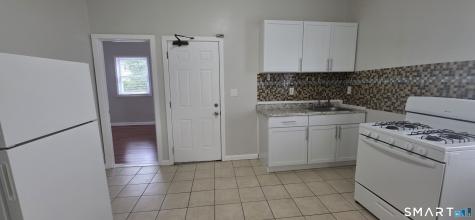86 Sanford Avenue Bridgeport CT 06604