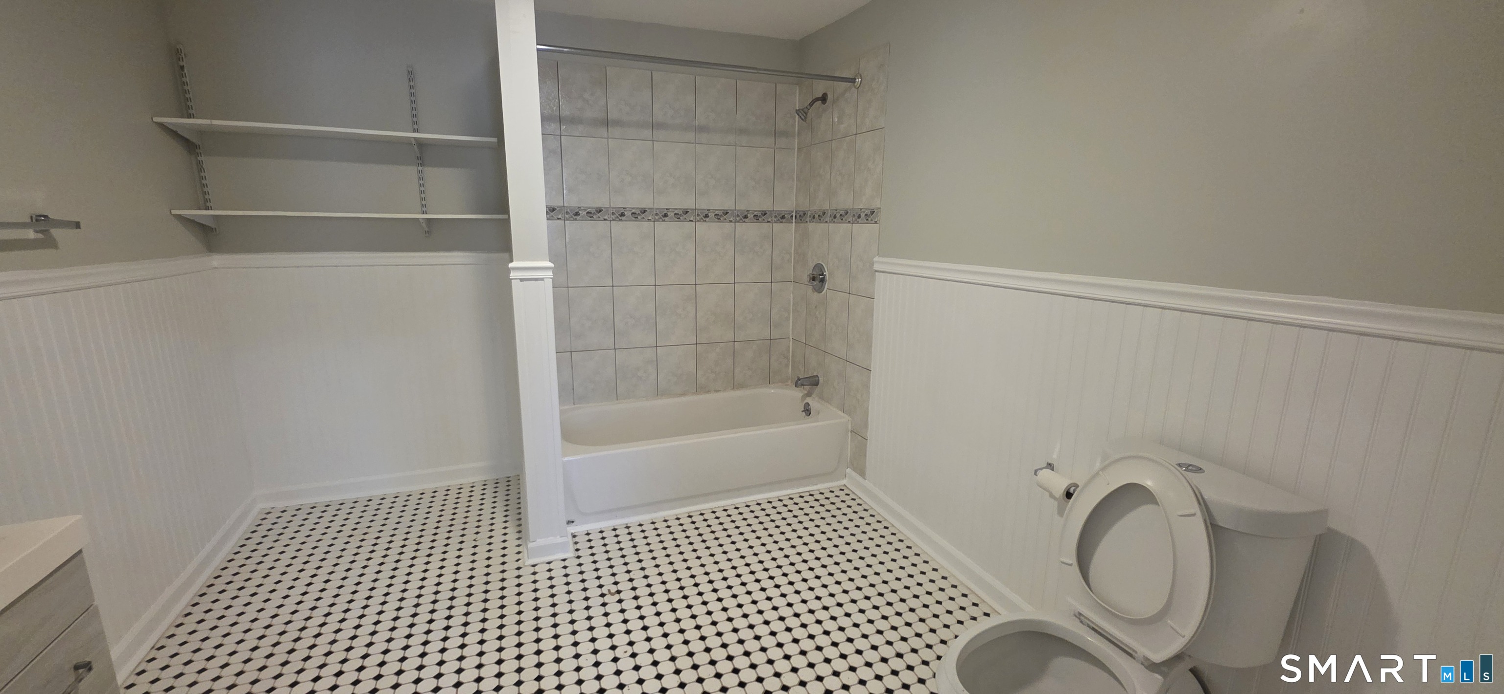 86 Sanford Avenue Bridgeport CT 06604