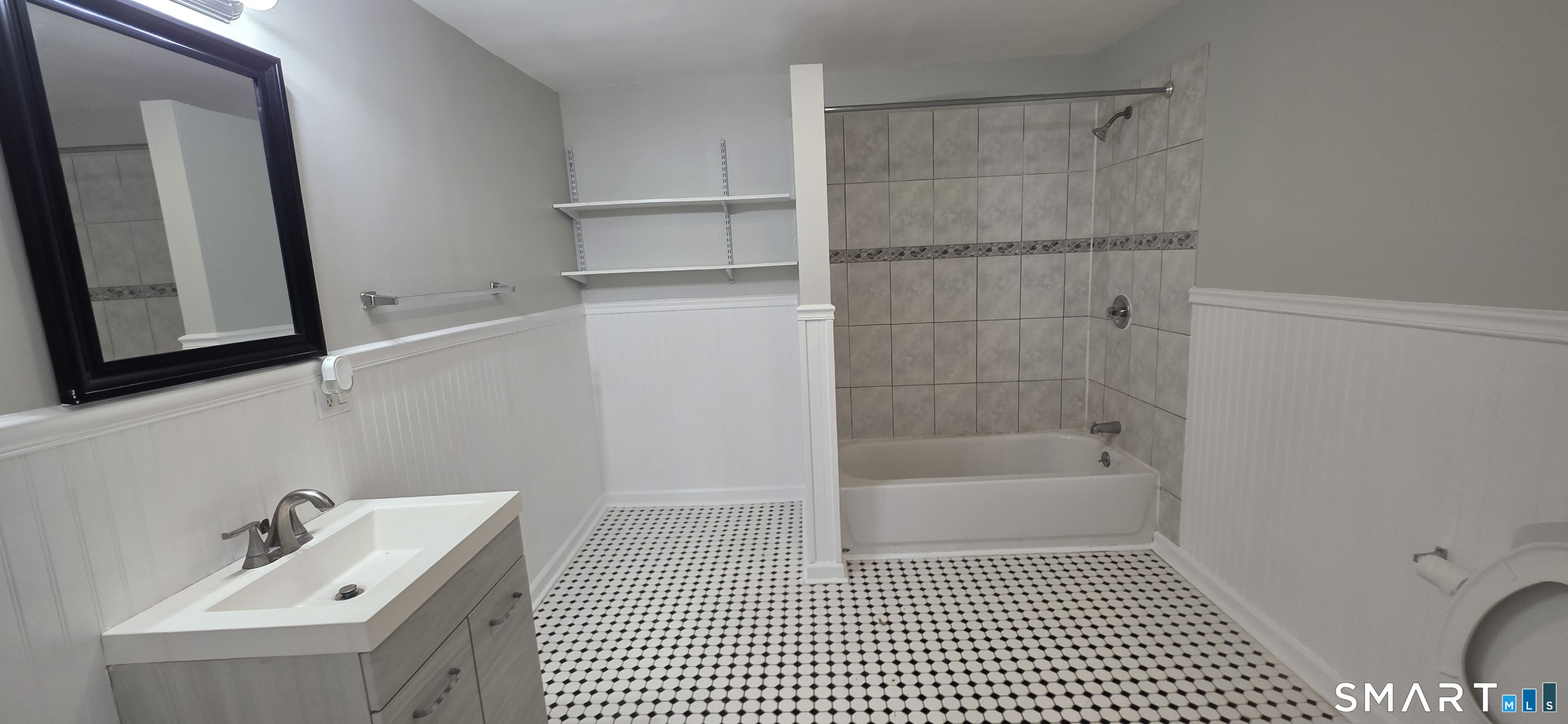 86 Sanford Avenue Bridgeport CT 06604