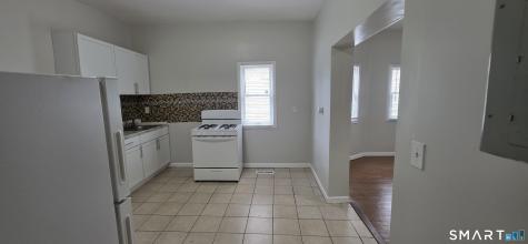 86 Sanford Avenue Bridgeport CT 06604