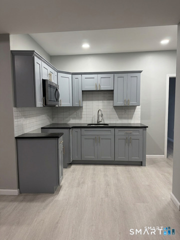 1597 Park Street Hartford CT 06106