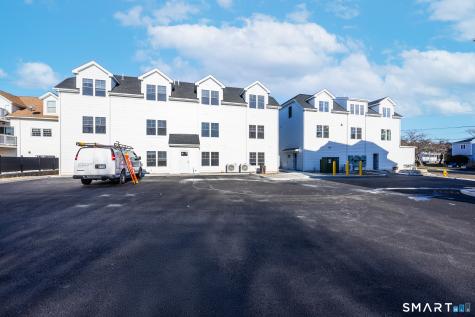 27 Village Road Milford CT 06460