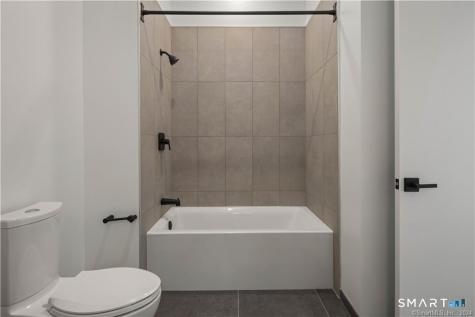 78 Unquowa Place Fairfield CT 06824