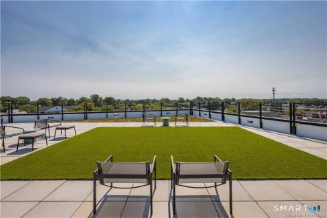 78 Unquowa Place Fairfield CT 06824