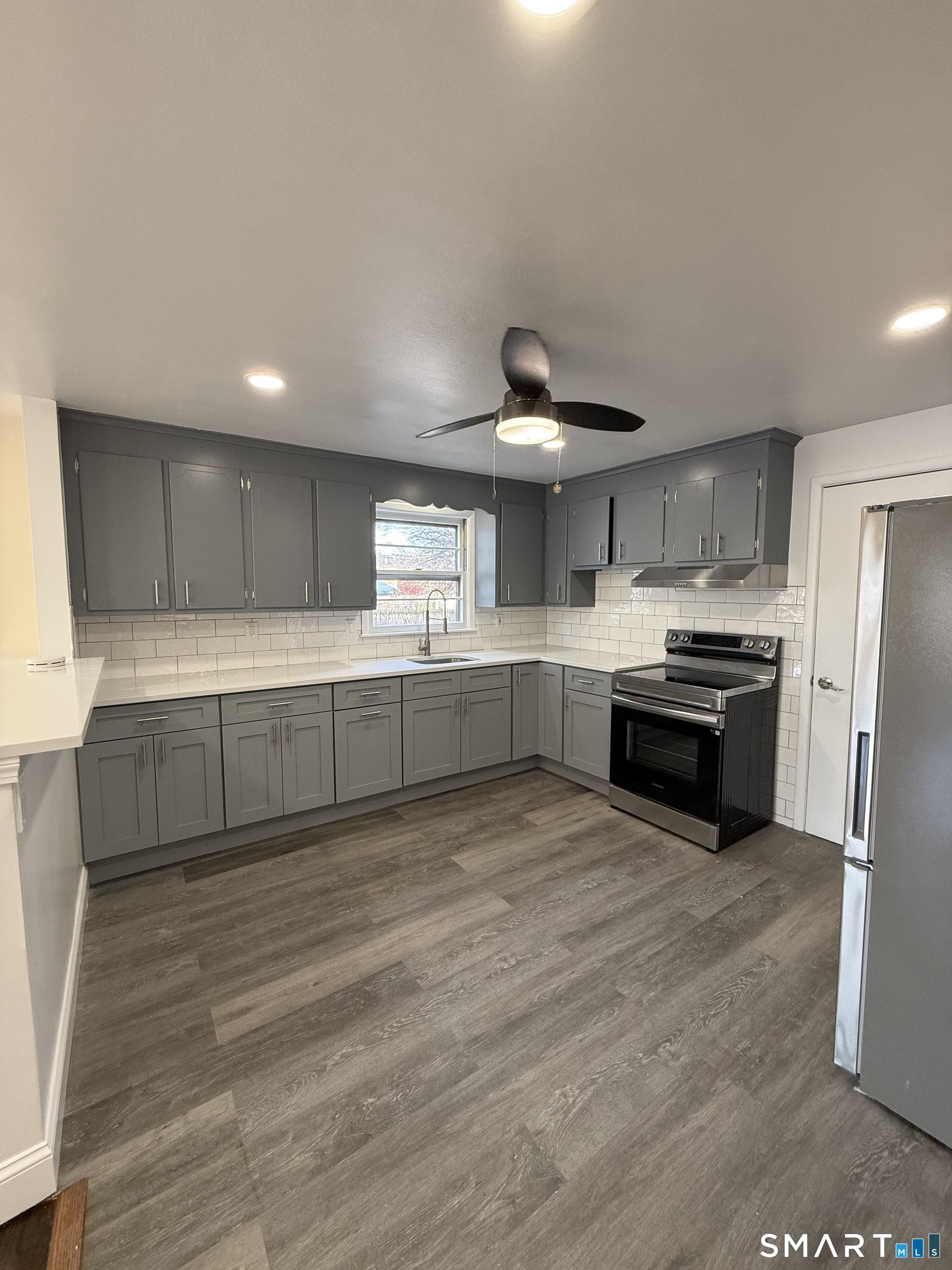 123 Summerfield Avenue Bridgeport CT 06610