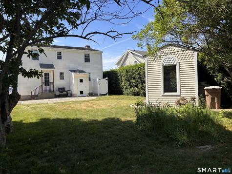 7 Nehantic Drive East Lyme CT 06357