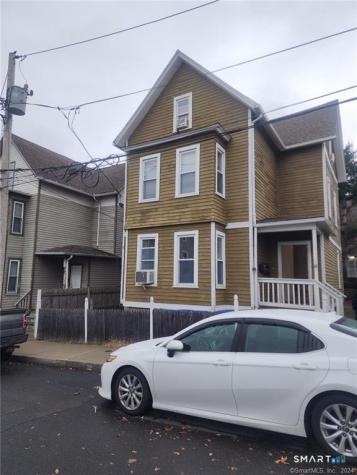 13 Armstrong Place Bridgeport CT 06608