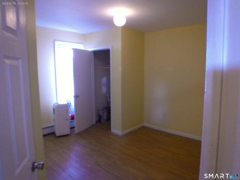 13 Armstrong Place Bridgeport CT 06608