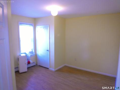 13 Armstrong Place Bridgeport CT 06608