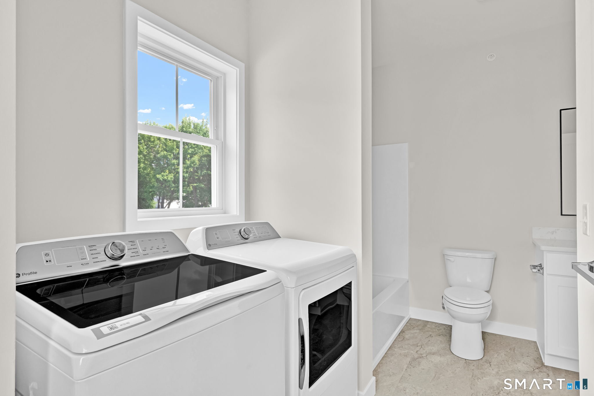 68 Whiting Street Plainville CT 06062