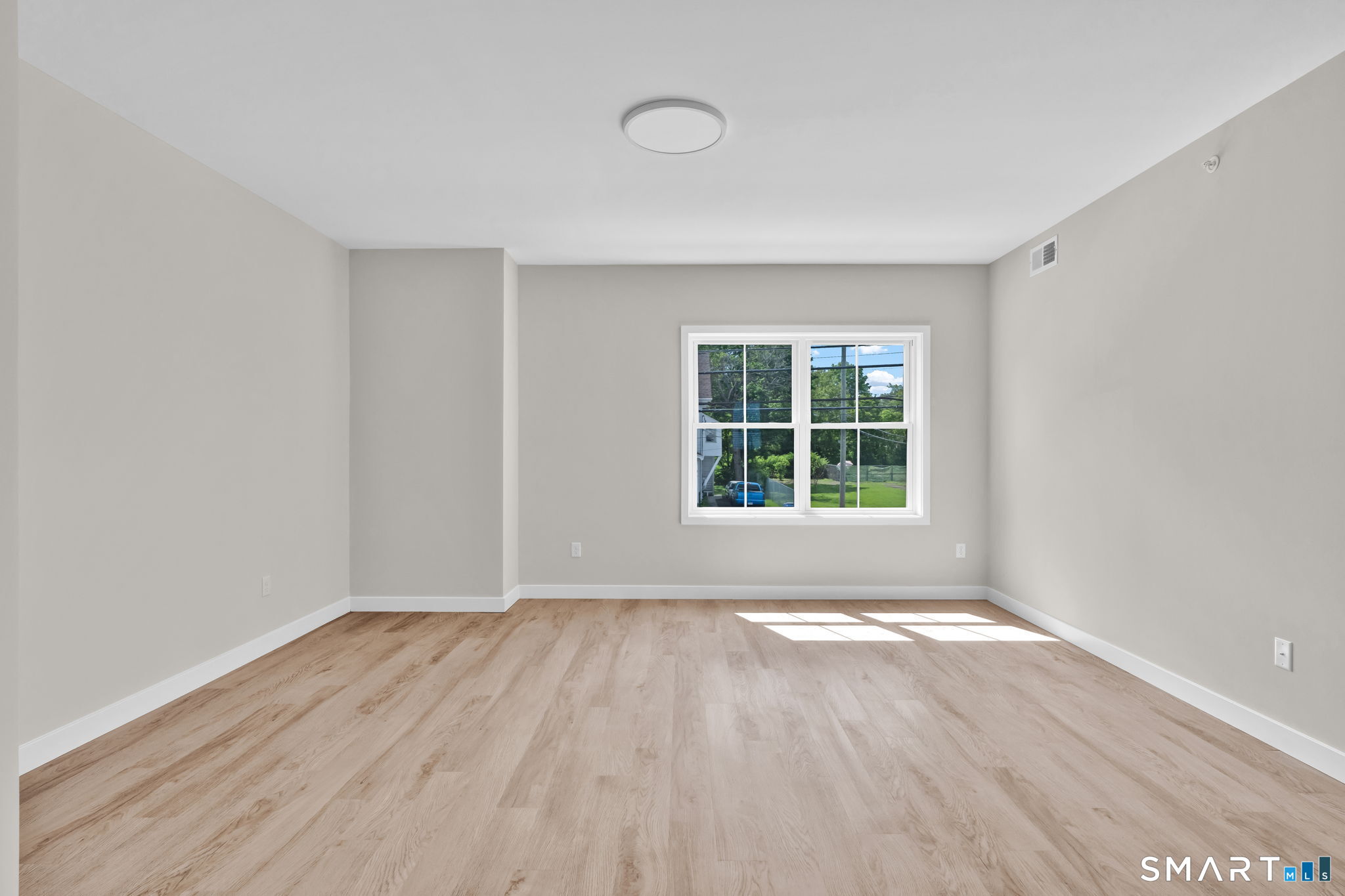 68 Whiting Street Plainville CT 06062
