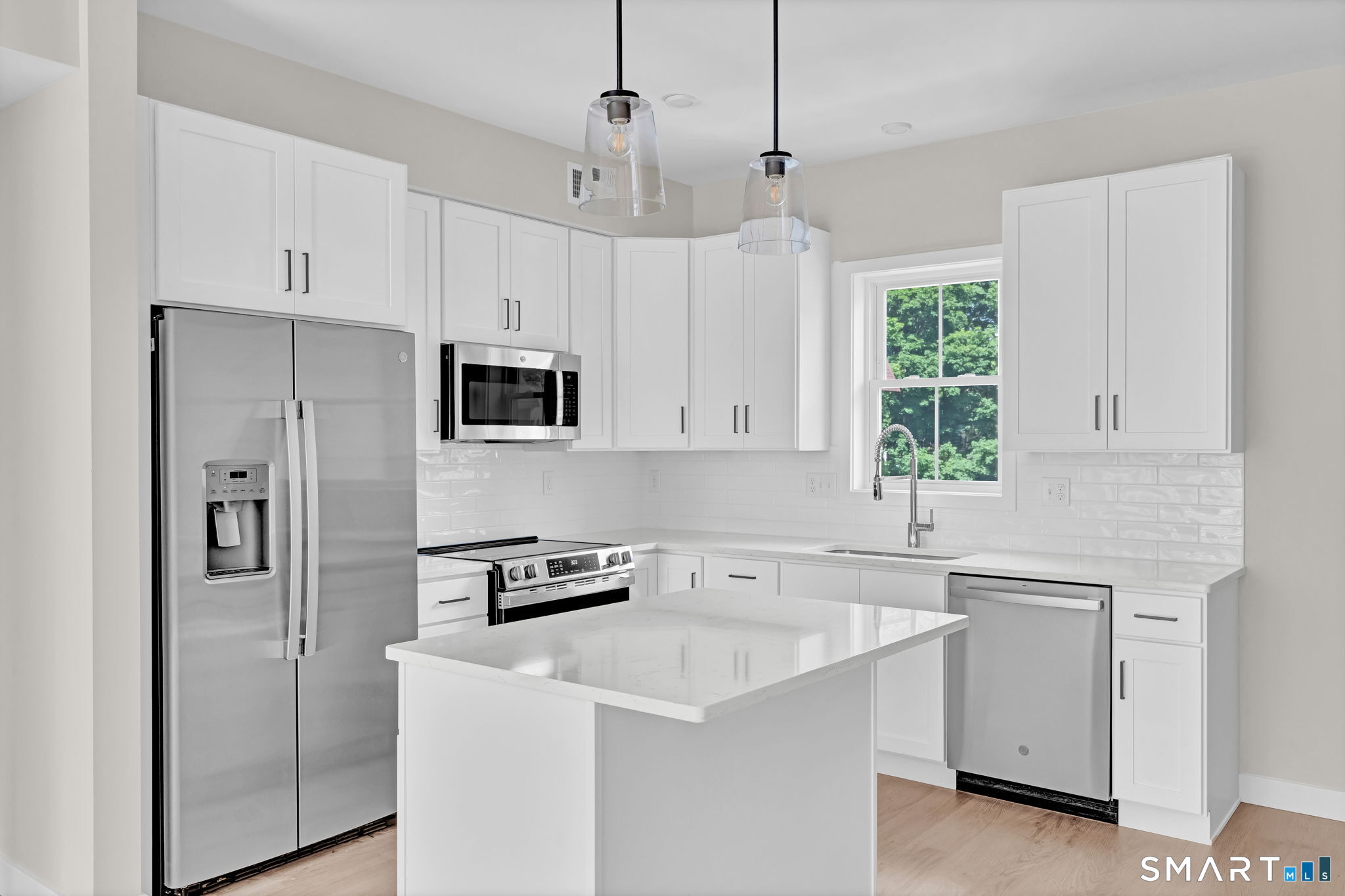 68 Whiting Street Plainville CT 06062