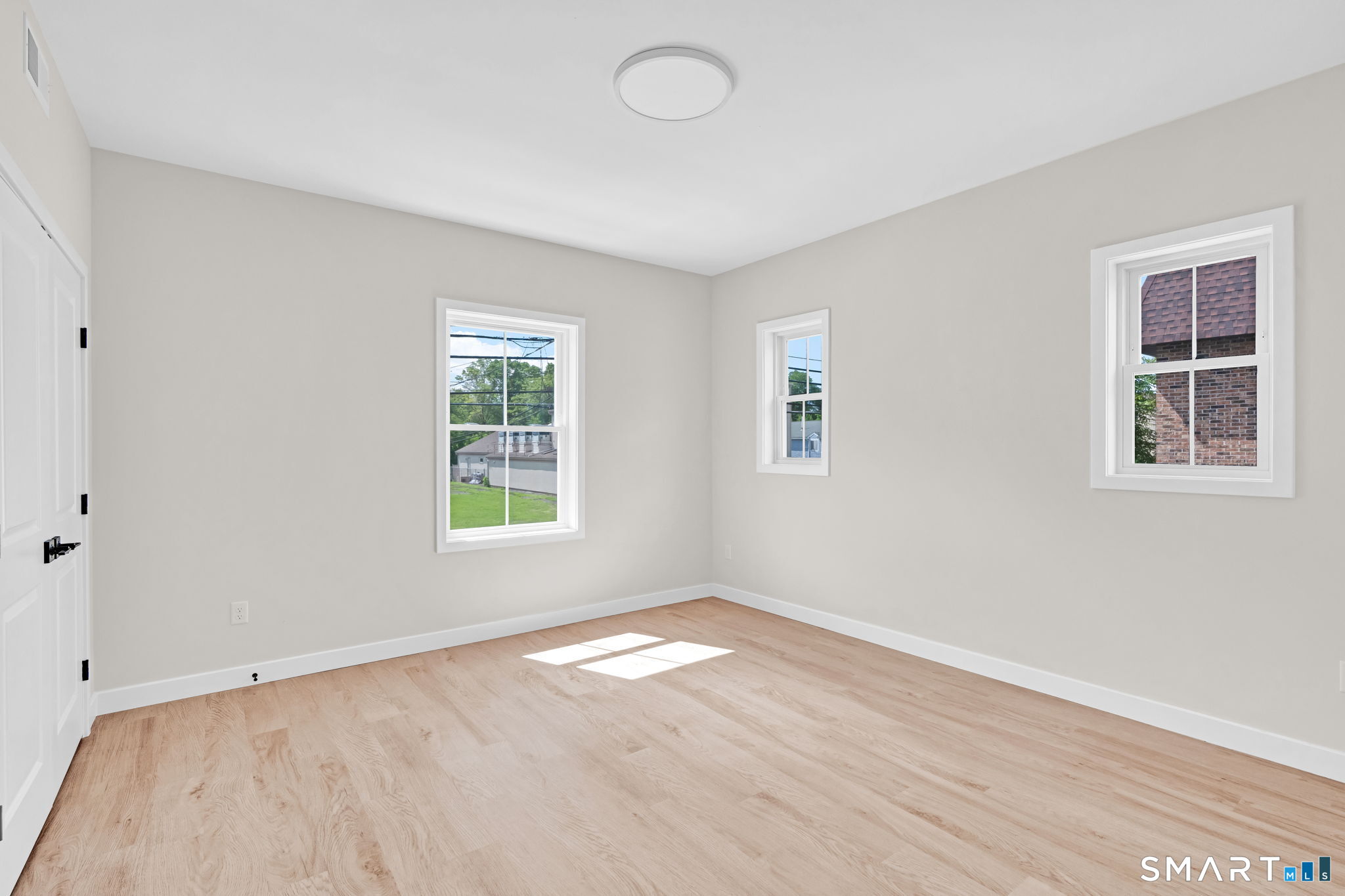 68 Whiting Street Plainville CT 06062