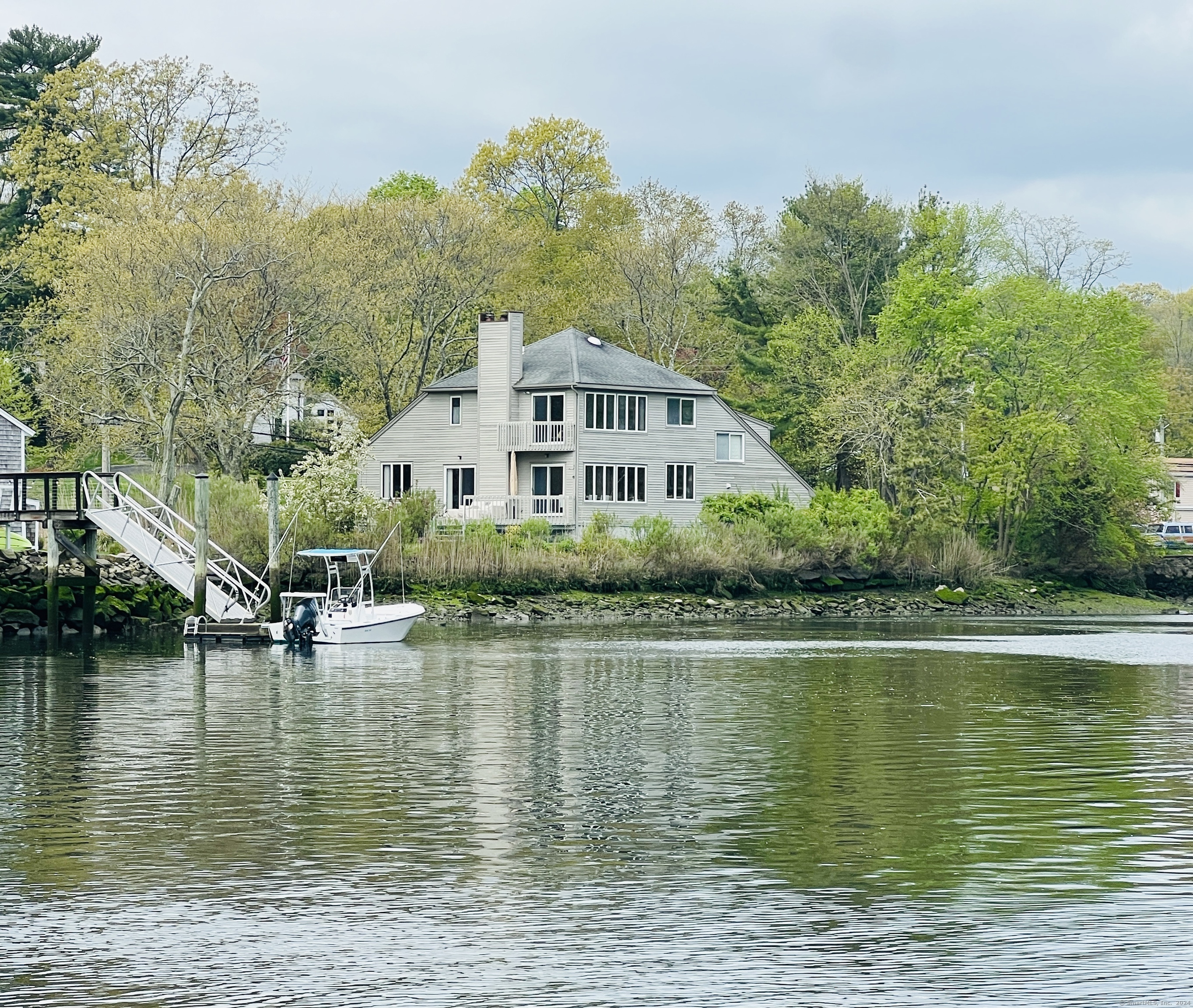 15 5 Mile River Road Darien CT 06820