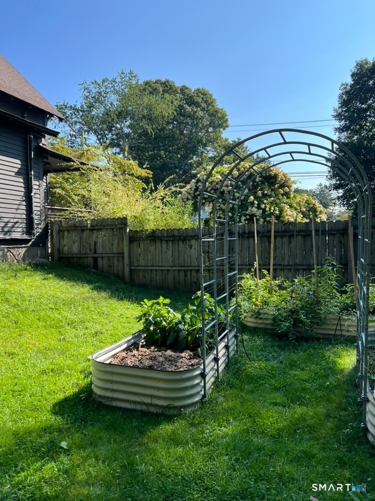 25 Pequot Avenue Groton CT 06355