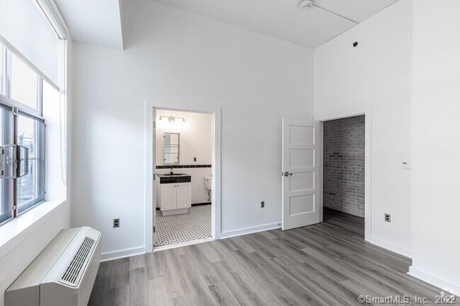 15 Dinah Street West Hartford CT 06107