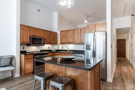 15 Dinah Street West Hartford CT 06107