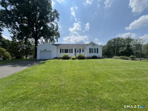 21 Brookfield Meadows Road Brookfield CT 06804