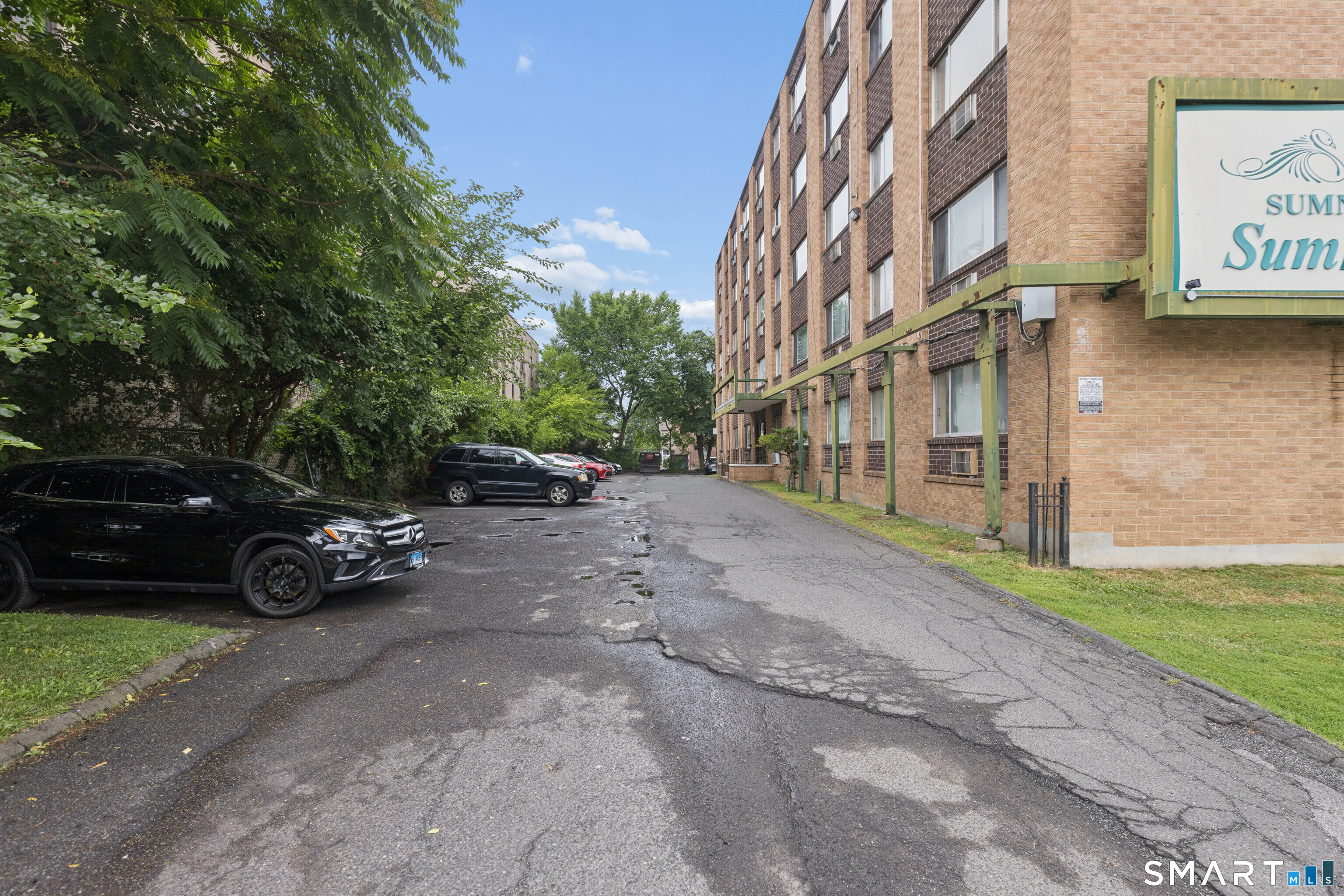47 Sumner Street Hartford CT 06105