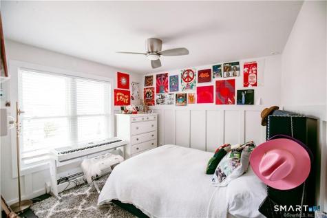 331 Riverside Drive Fairfield CT 06824